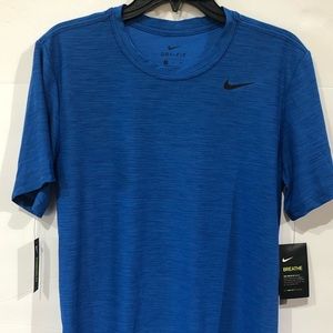 NIKE Men’s Dri-Fit Tee (small)